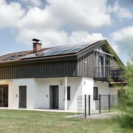 Steinbrunner Geschmackvolle Ferienwohnungen Burghausen Luaran gambar